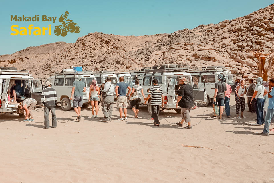 Super Safari Trip From Makadi Bay in Hurghada Desert