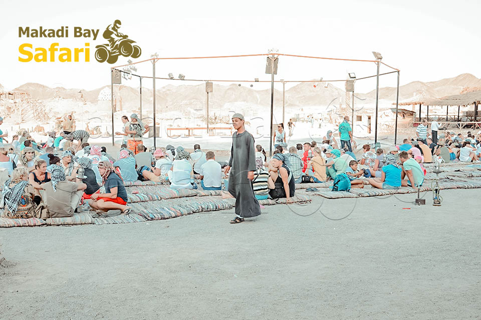 Super Safari Trip From Makadi Bay in Hurghada Desert